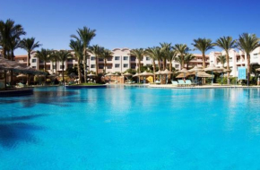Designer studio with amazing views of the Red Sea!